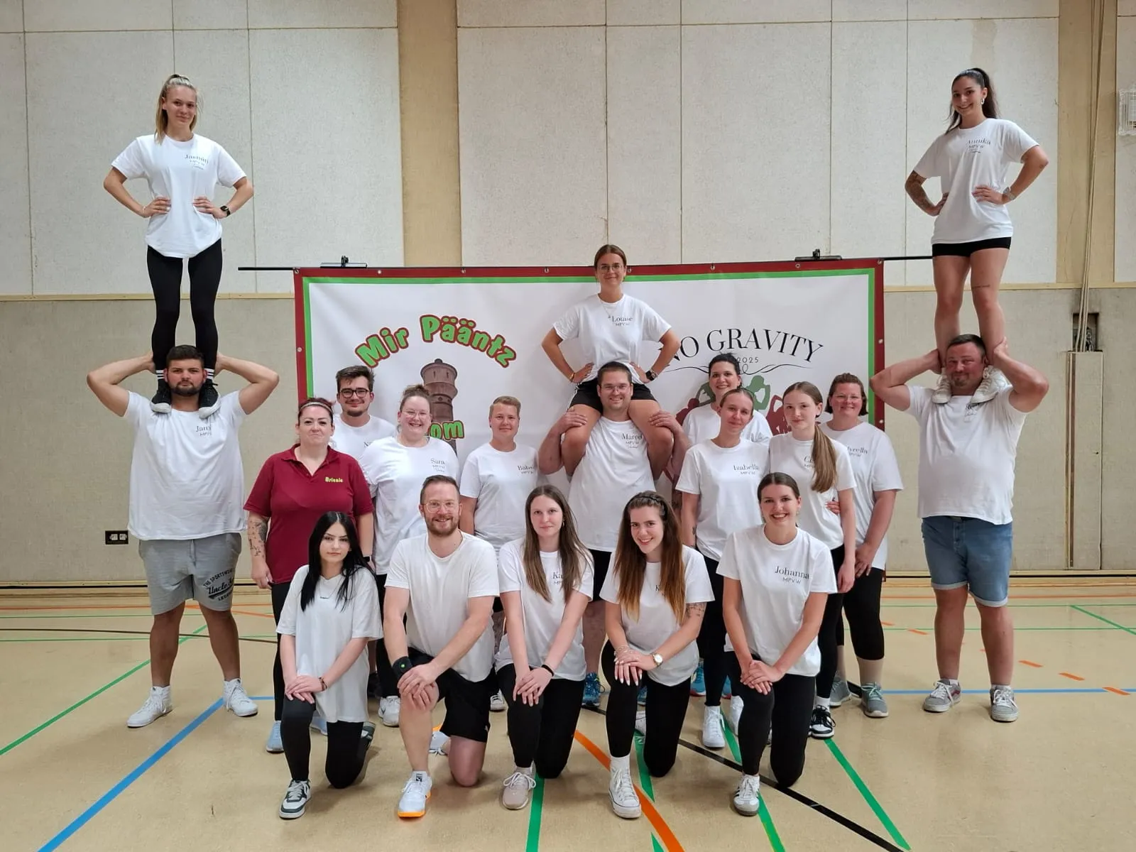 Mir Pääntz vom Wasserturm - Karnevalsverein - Mitglieder Team und das Team „no gravity“