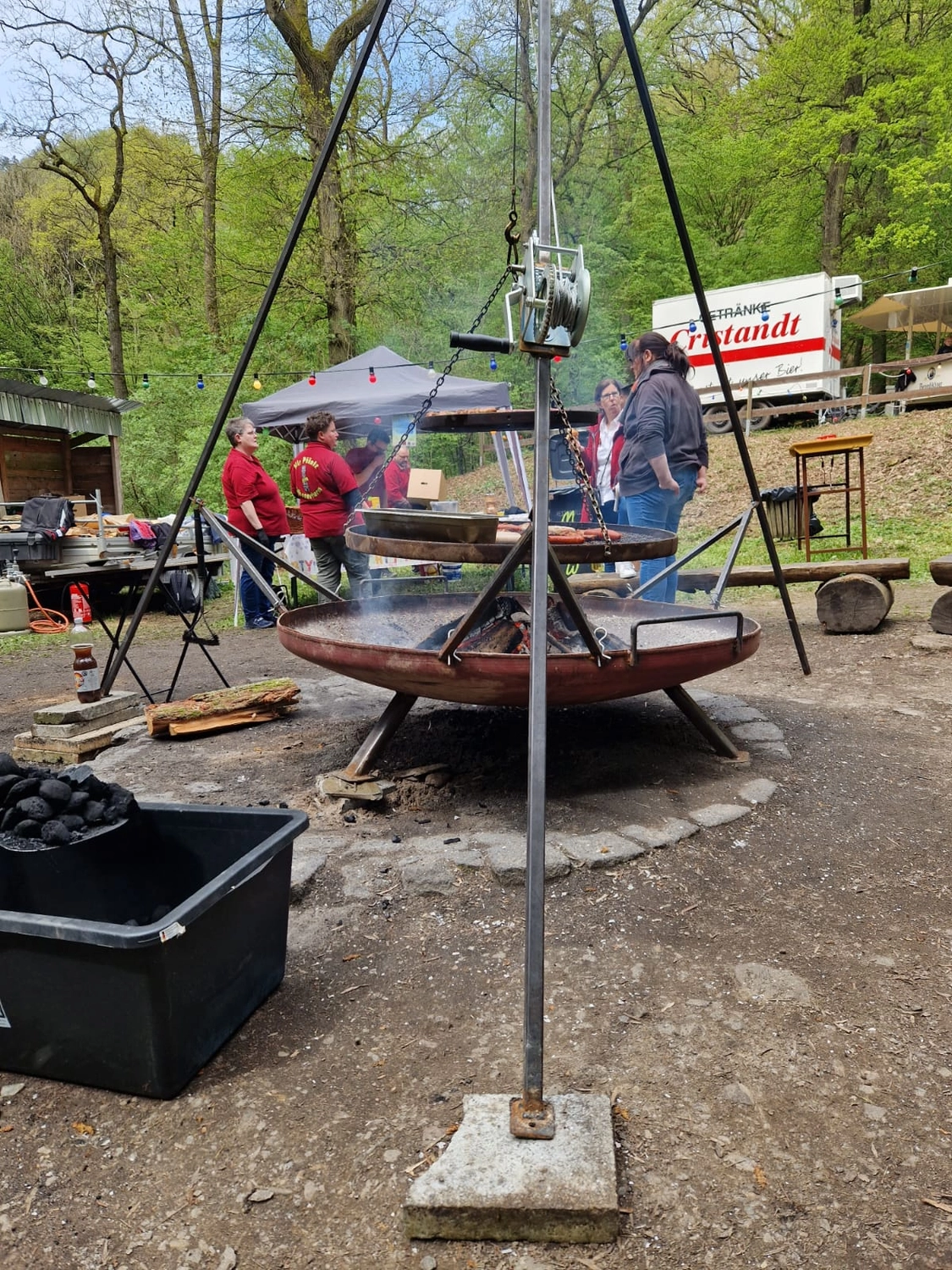 Mir Pääntz vom Wasserturm - Karnevalsverein - Veranstaltungen - Essensstände, Feuerstelle