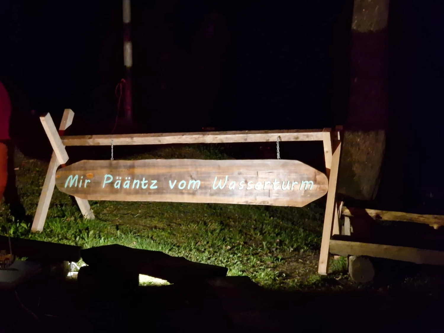 Mir Pääntz vom Wasserturm - Karnevalsverein - Veranstaltungen - Schild aus Holz